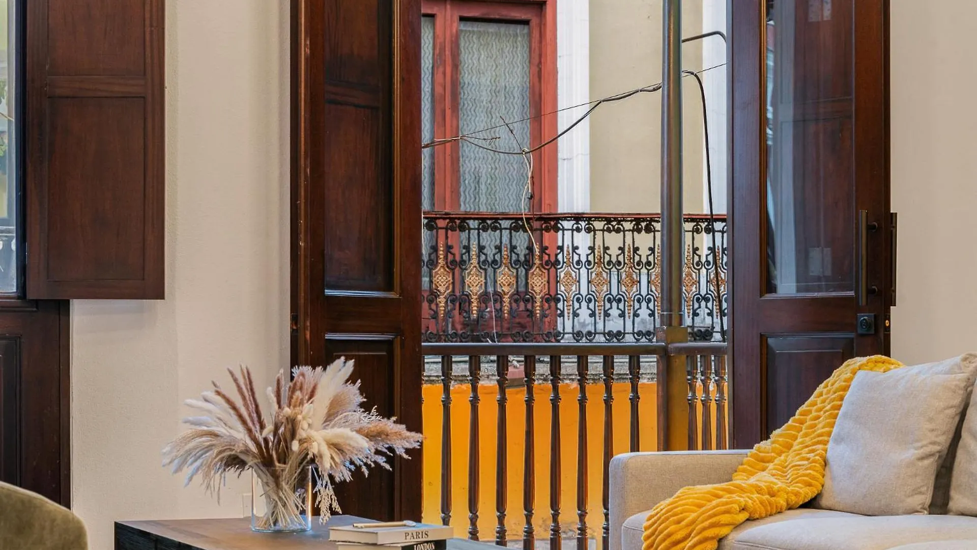 Soho House Private Patio Luxury 2Bd Appartment San Juan
